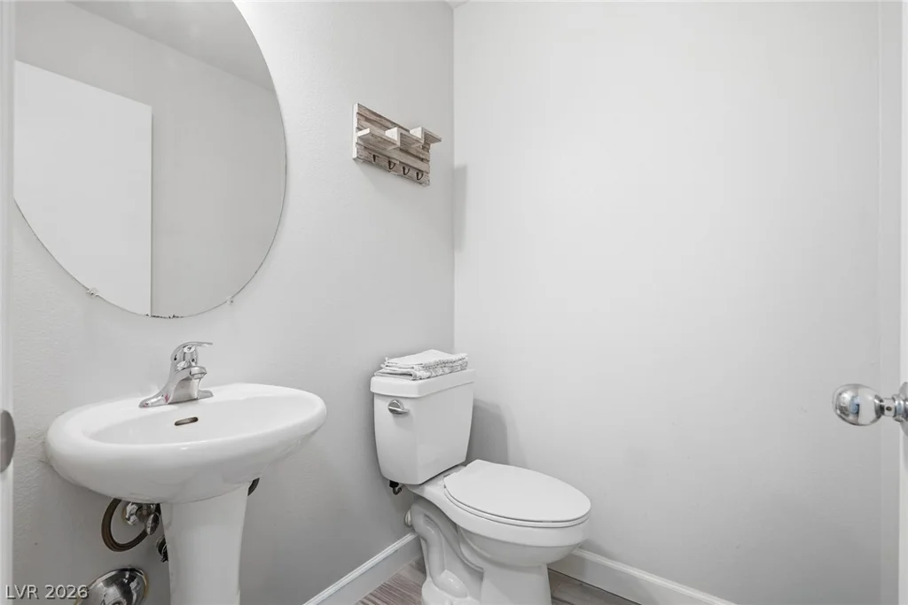 6597 Roundstone Bog, Las Vegas, NV 89139
