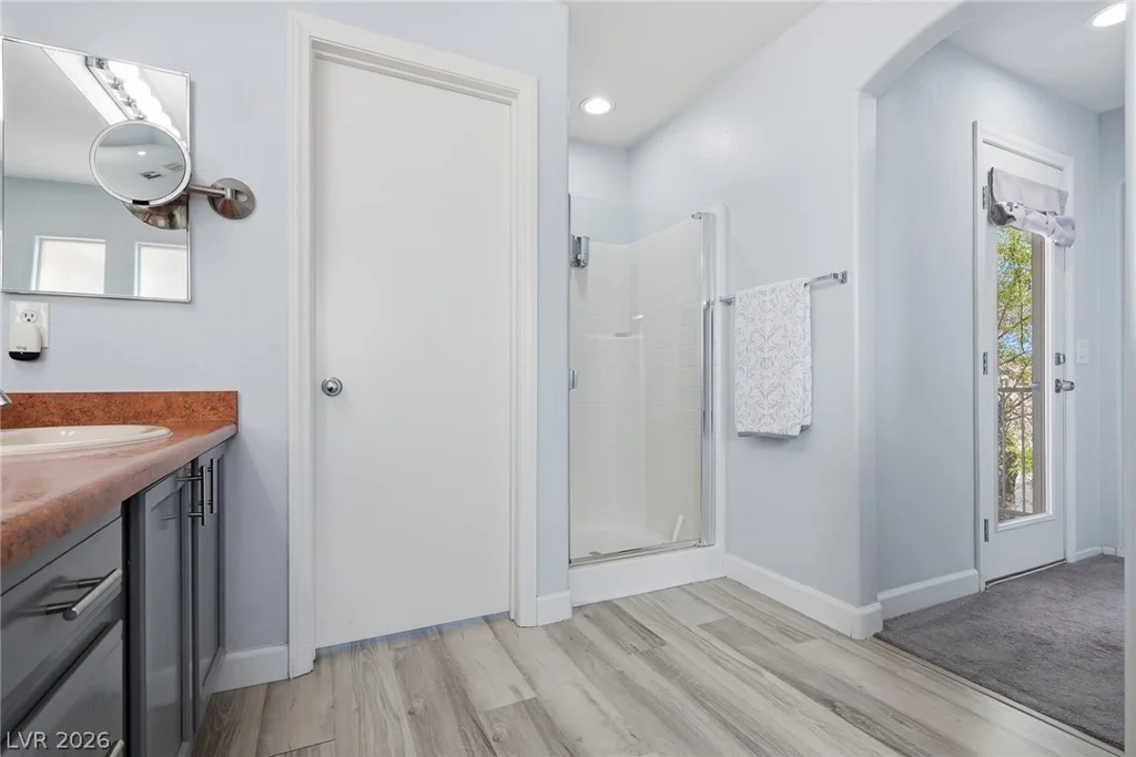 6597 Roundstone Bog, Las Vegas, NV 89139