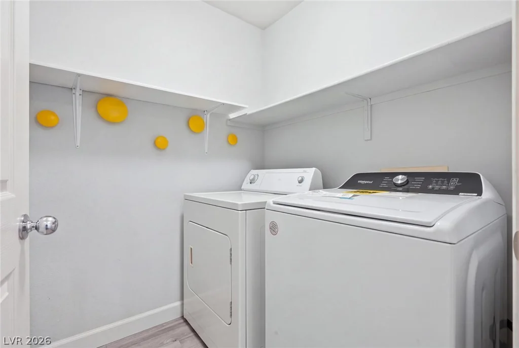 6597 Roundstone Bog, Las Vegas, NV 89139
