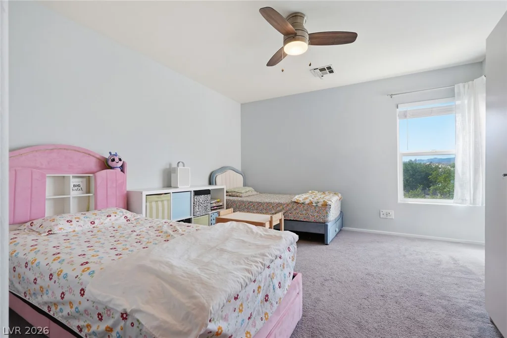 6597 Roundstone Bog, Las Vegas, NV 89139