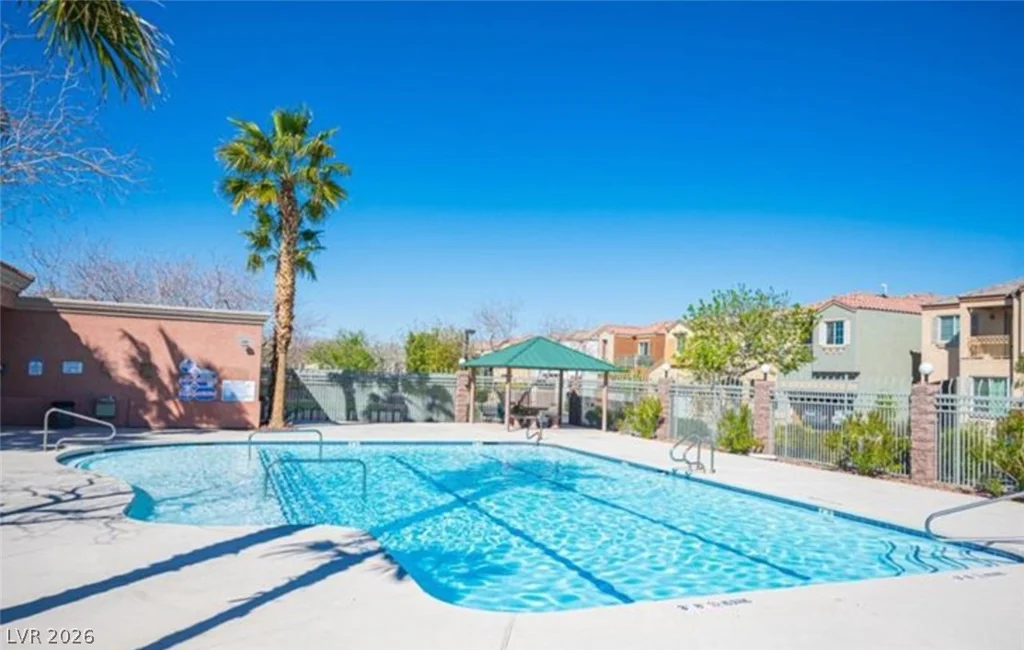 6597 Roundstone Bog, Las Vegas, NV 89139