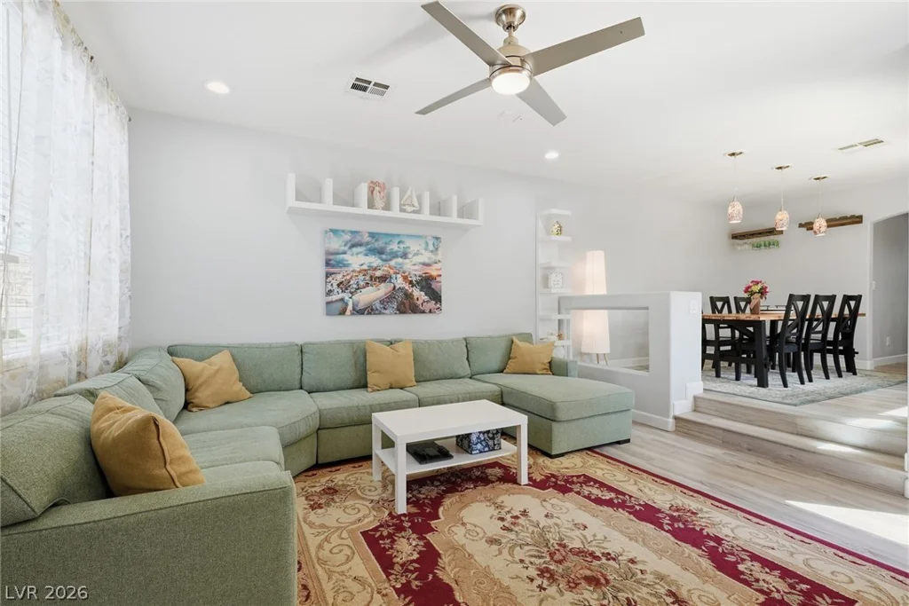6597 Roundstone Bog, Las Vegas, NV 89139