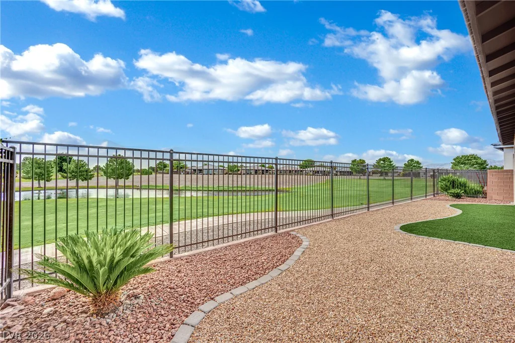 4787 Beacon Ridge, Pahrump, NV 89061
