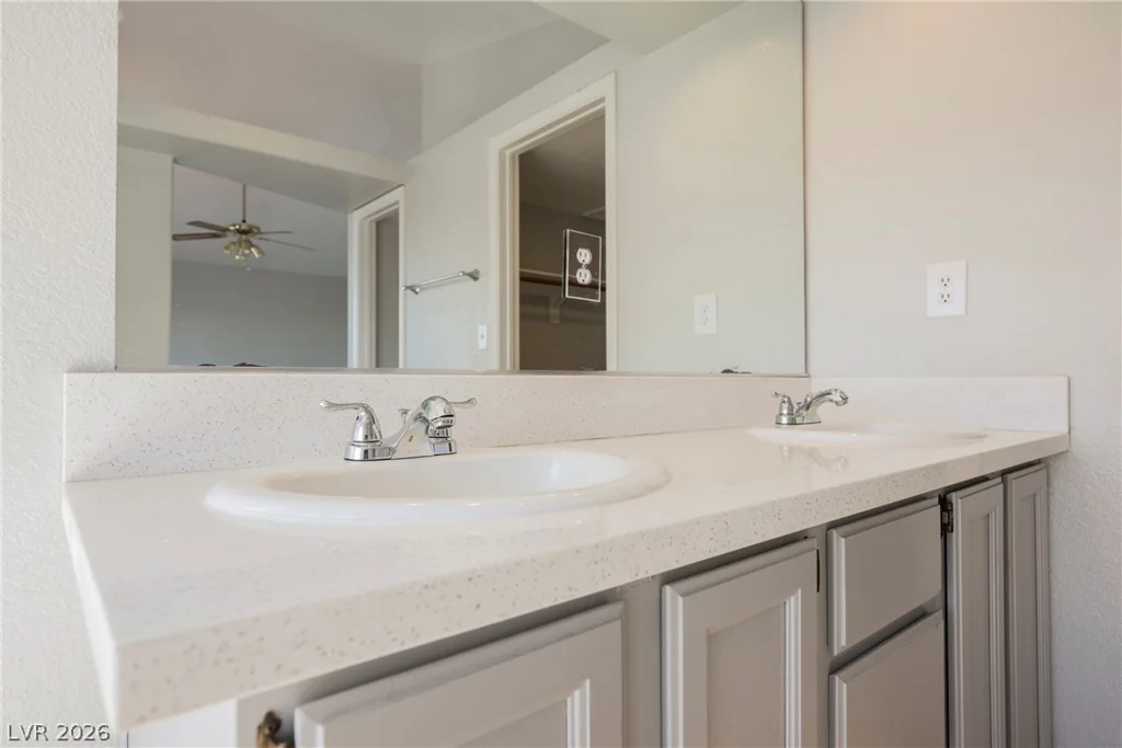 2420 Rice Flower, Las Vegas, NV 89134