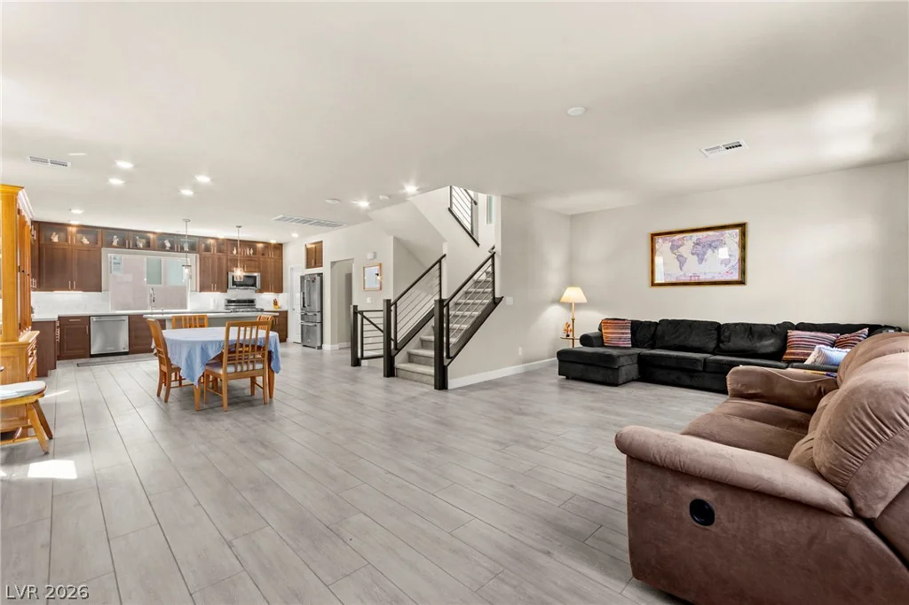 8145 Caldera Creek, Las Vegas, NV 89113