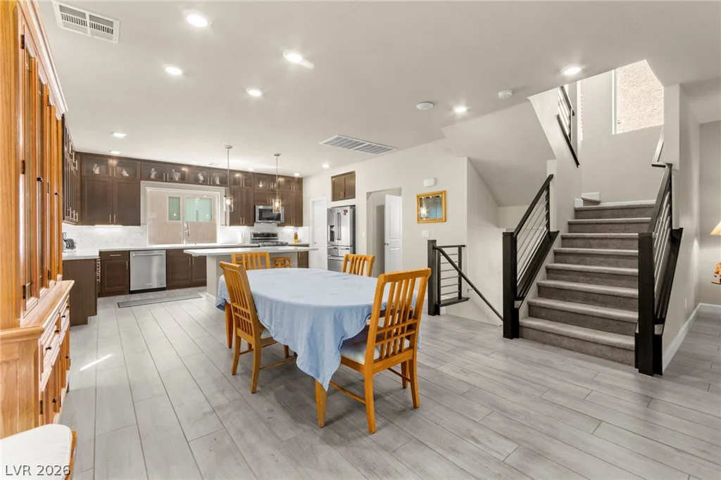 8145 Caldera Creek, Las Vegas, NV 89113