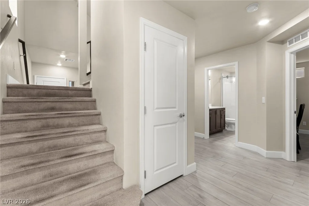 8145 Caldera Creek, Las Vegas, NV 89113