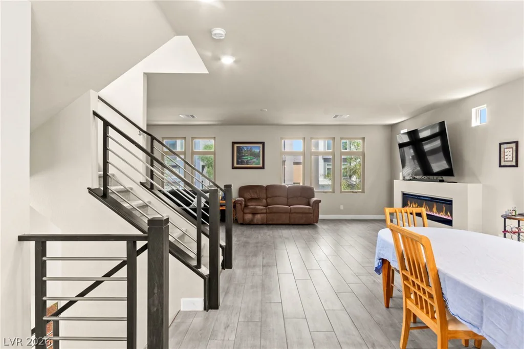 8145 Caldera Creek, Las Vegas, NV 89113
