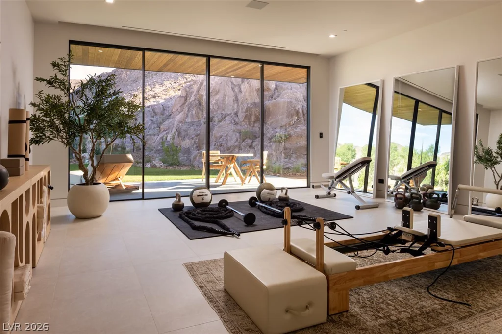11 Chisel Crest, Henderson, NV 89012
