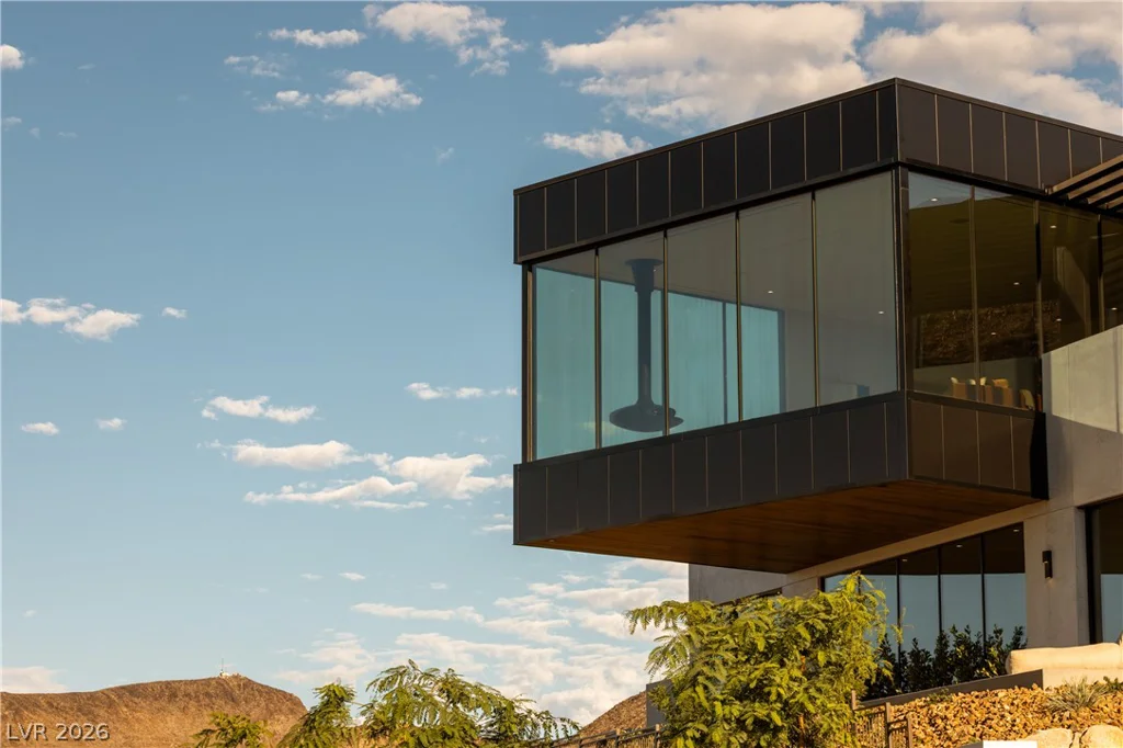 11 Chisel Crest, Henderson, NV 89012