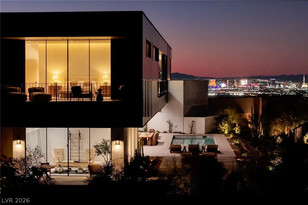 11 Chisel Crest, Henderson, NV 89012