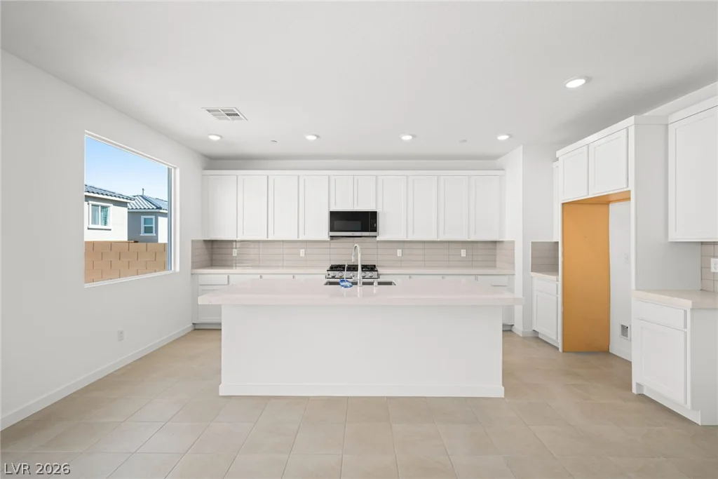10764 Birch Meadows, Las Vegas, NV 89166