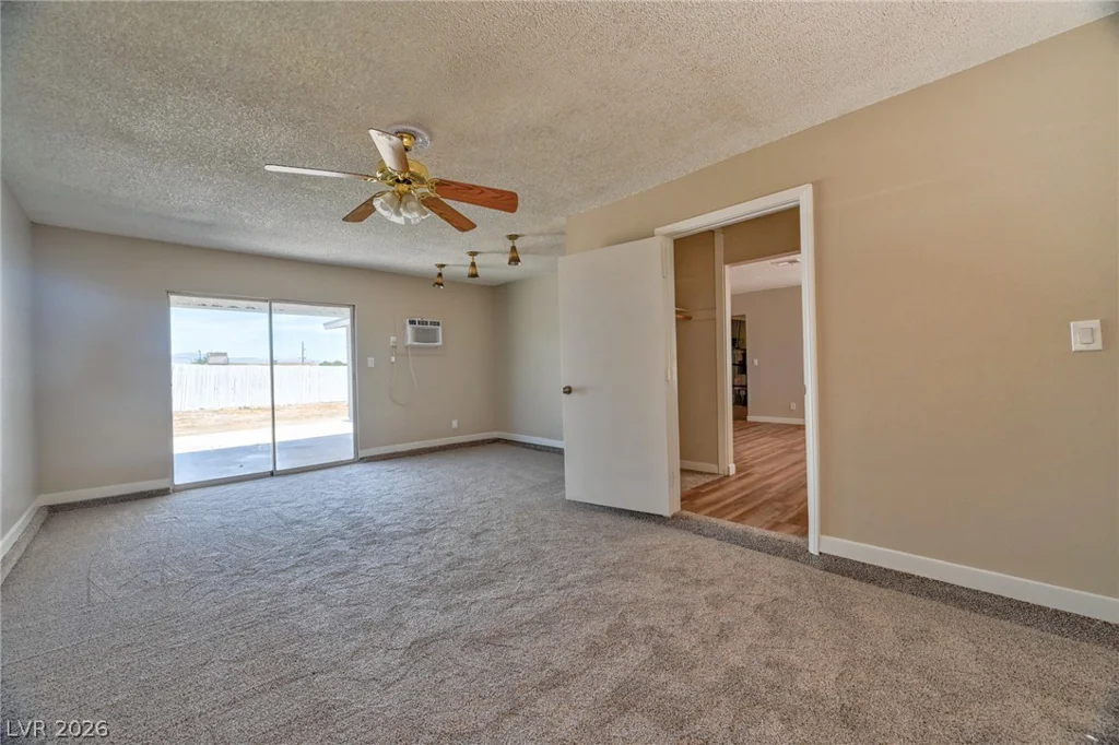 4610 Pioneer, Las Vegas, NV 89102