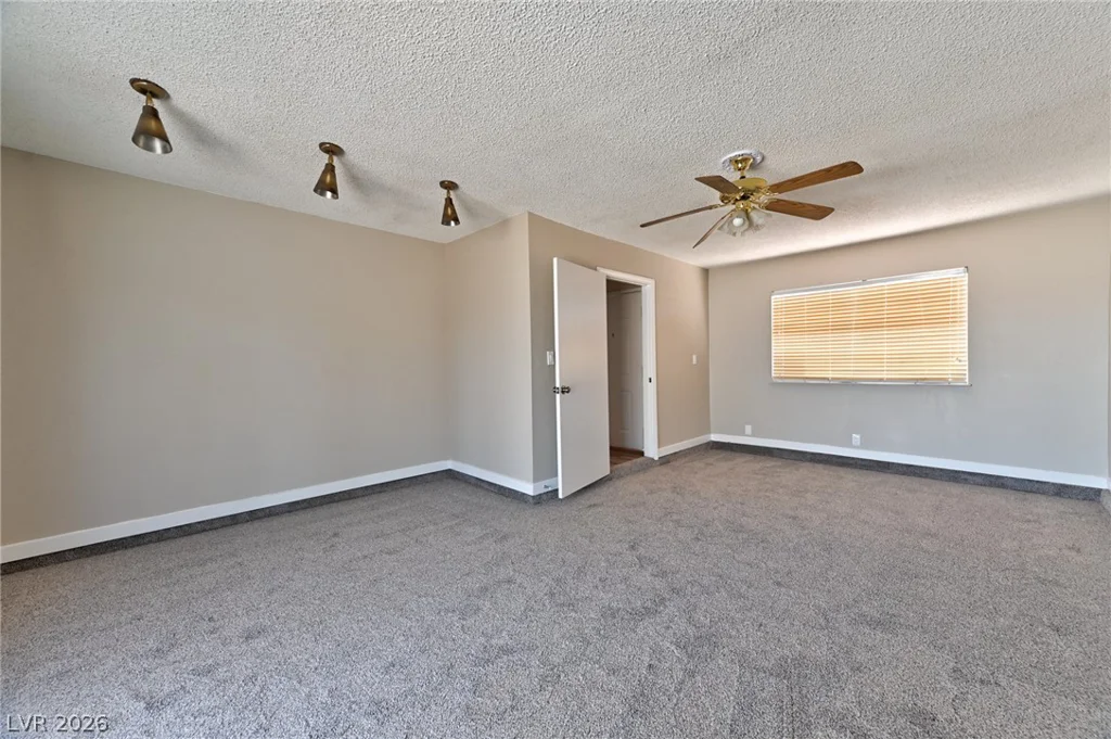 4610 Pioneer, Las Vegas, NV 89102