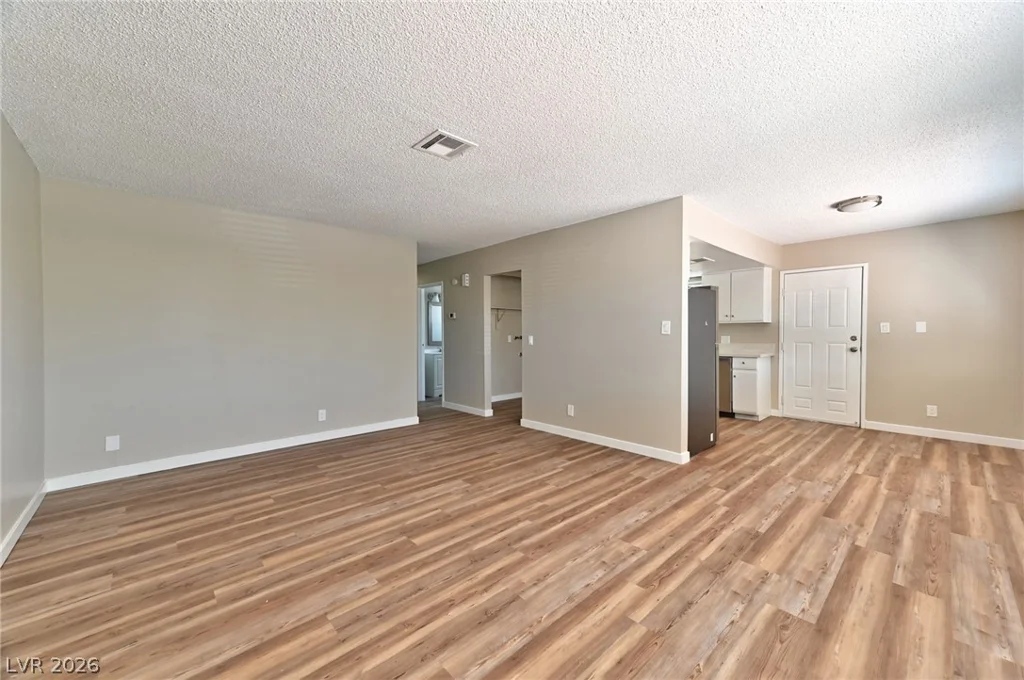 4610 Pioneer, Las Vegas, NV 89102