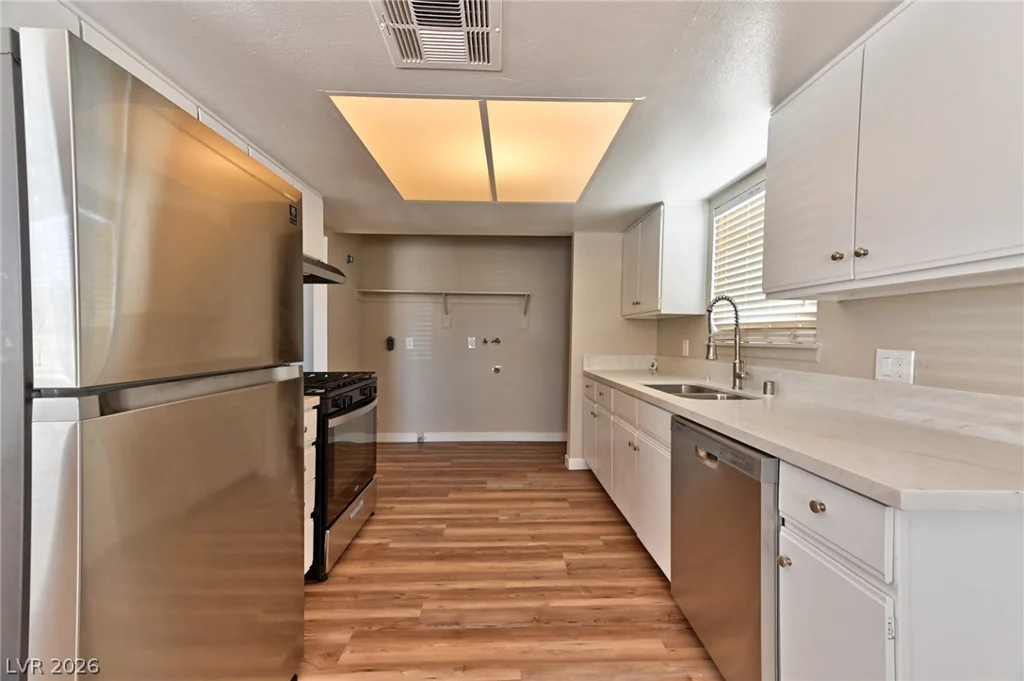 4610 Pioneer, Las Vegas, NV 89102