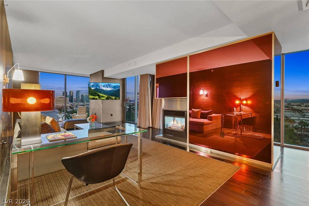 4381 Flamingo, Las Vegas, NV 89103