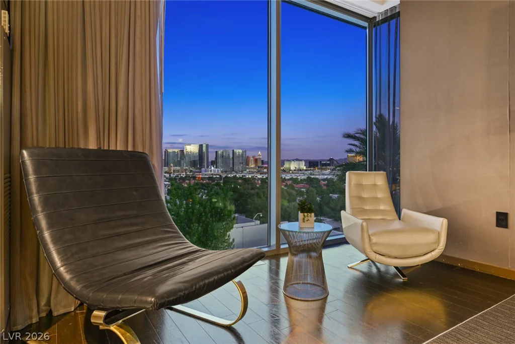 4381 Flamingo, Las Vegas, NV 89103
