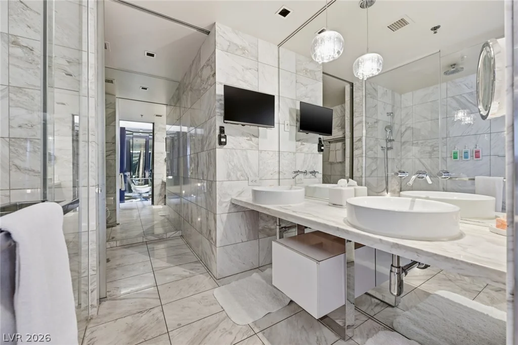 4381 Flamingo, Las Vegas, NV 89103