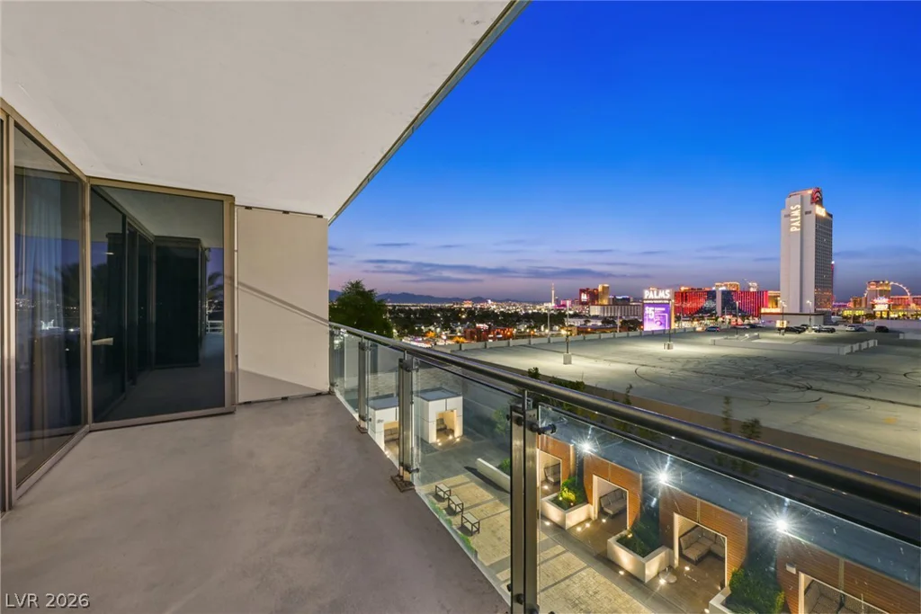 4381 Flamingo, Las Vegas, NV 89103