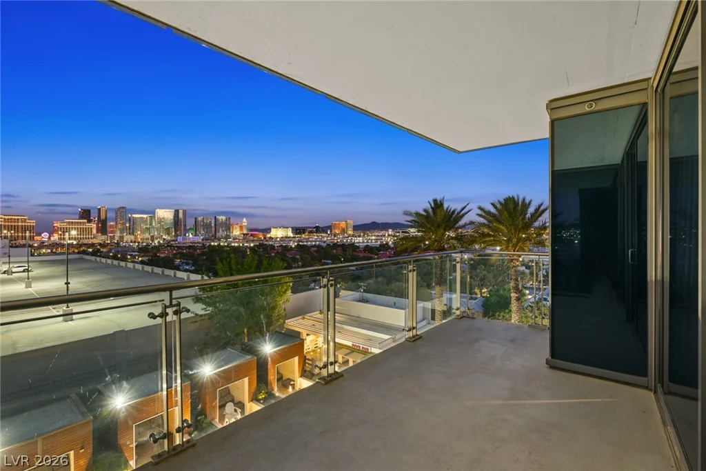 4381 Flamingo, Las Vegas, NV 89103