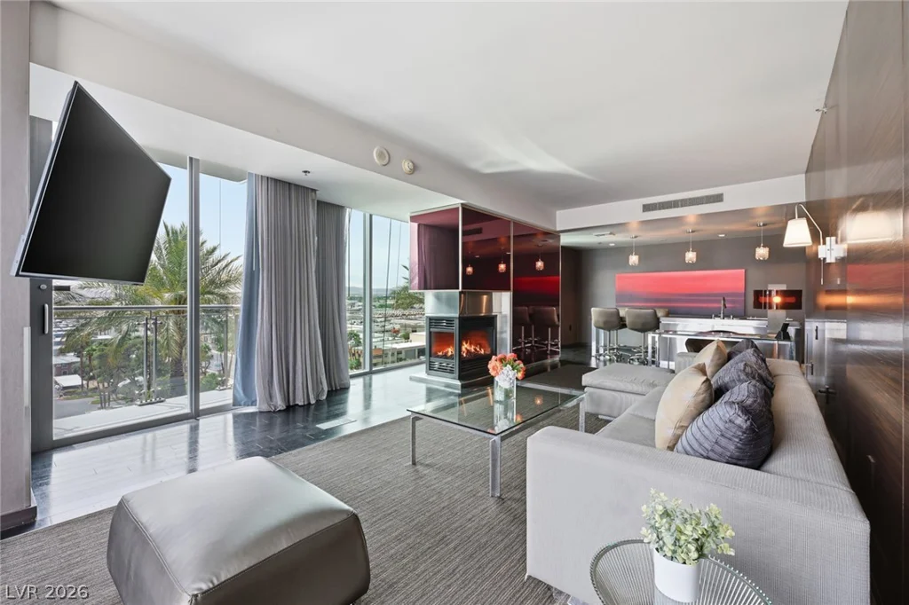 4381 Flamingo, Las Vegas, NV 89103