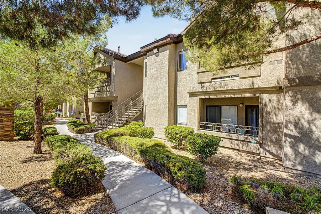 8250 Grand Canyon, Las Vegas, NV 89166