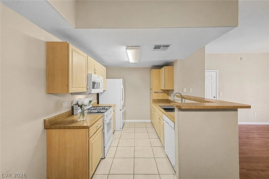 8250 Grand Canyon, Las Vegas, NV 89166