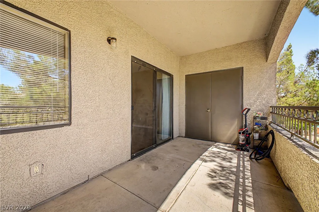 8250 Grand Canyon, Las Vegas, NV 89166