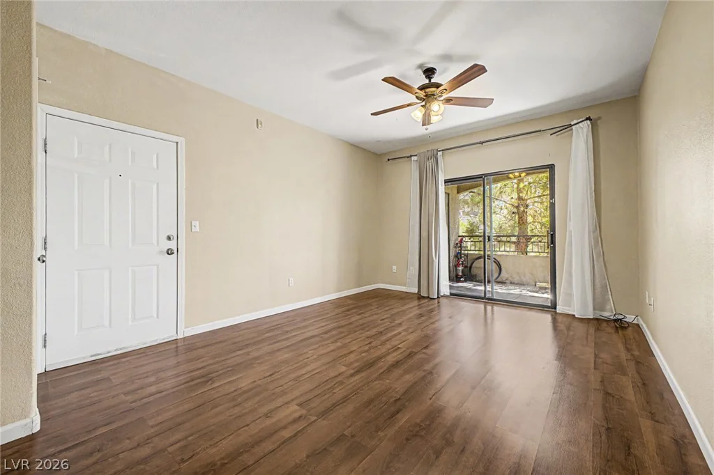 8250 Grand Canyon, Las Vegas, NV 89166