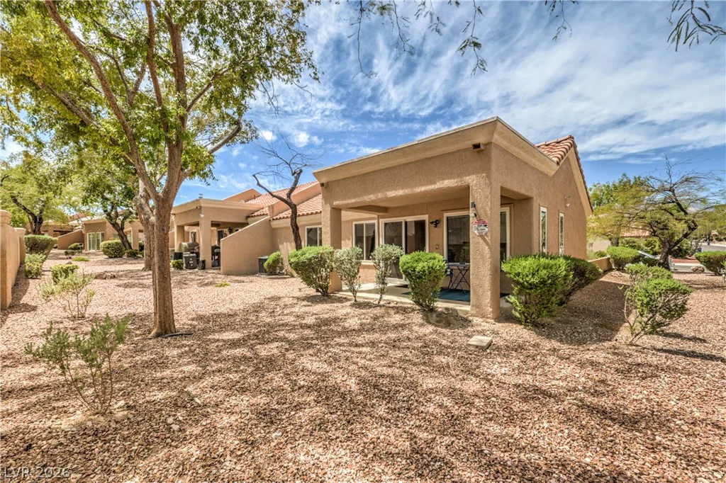 2764 Desert Crystal, Las Vegas, NV 89134