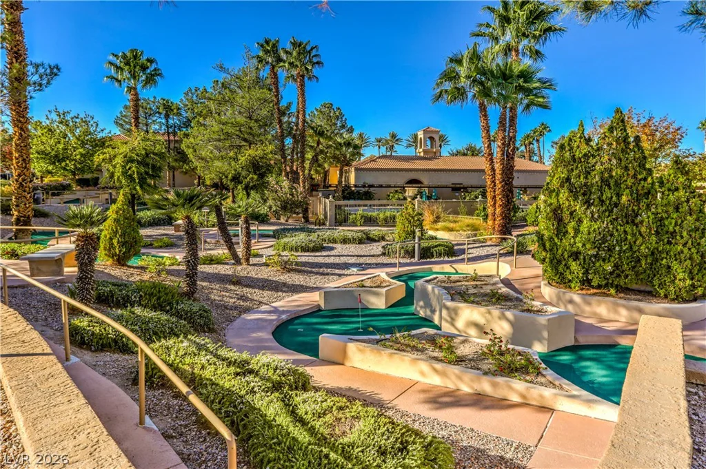 2764 Desert Crystal, Las Vegas, NV 89134