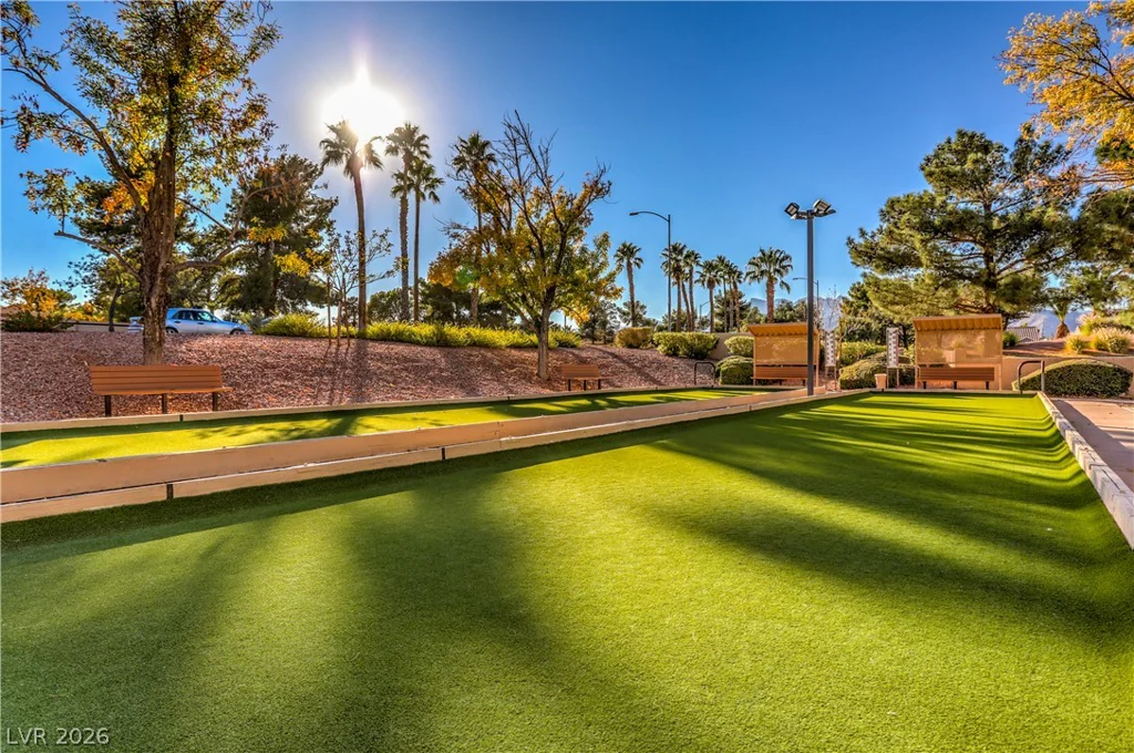 2764 Desert Crystal, Las Vegas, NV 89134