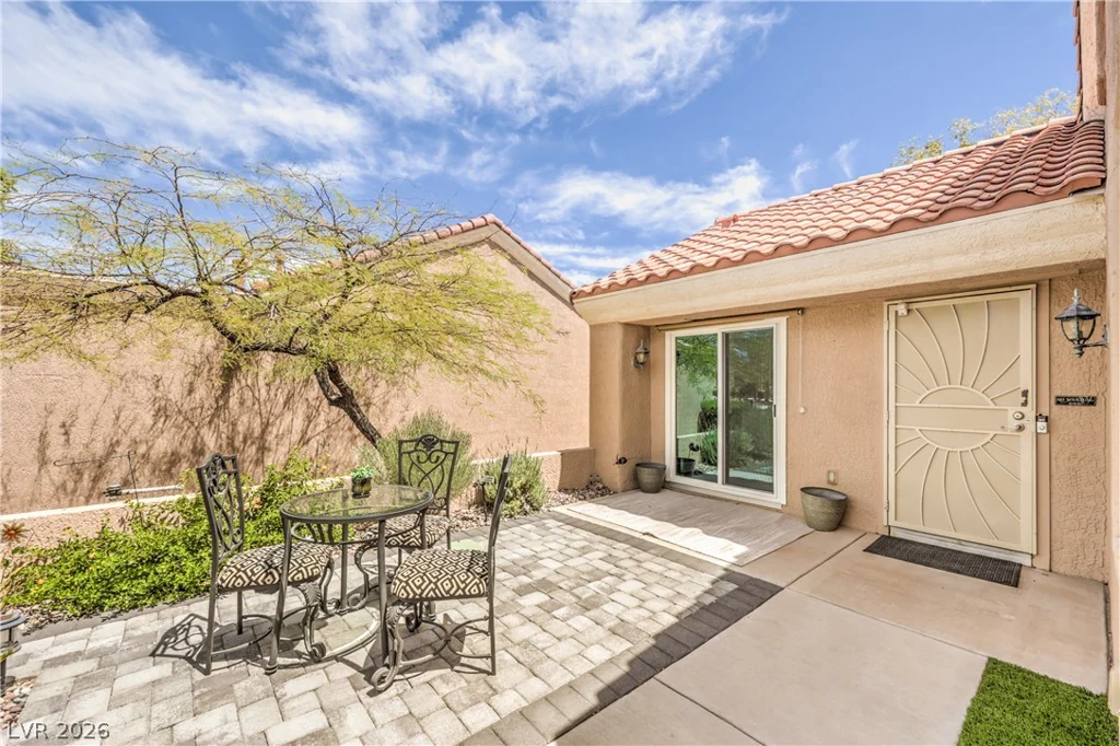 2764 Desert Crystal, Las Vegas, NV 89134
