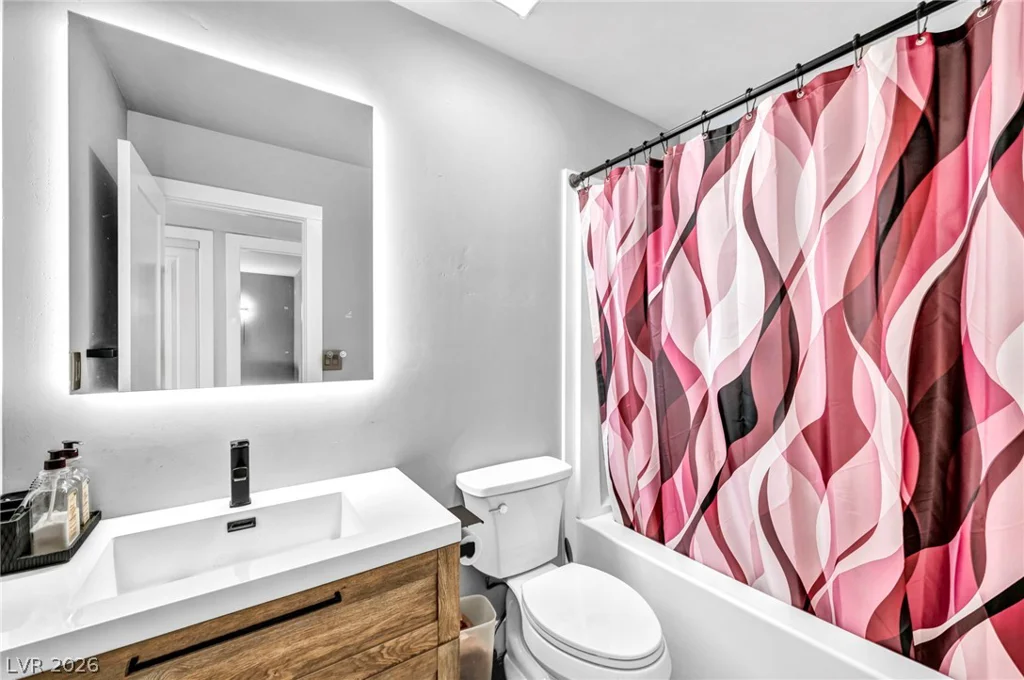 5505 Avenida Vaquero, Las Vegas, NV 89108