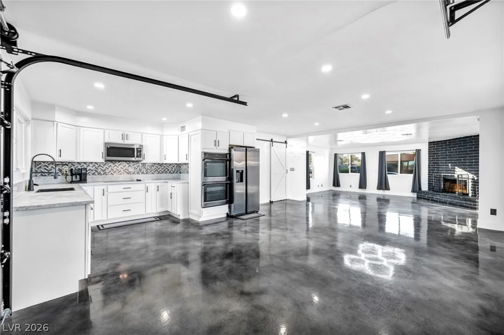 5505 Avenida Vaquero, Las Vegas, NV 89108