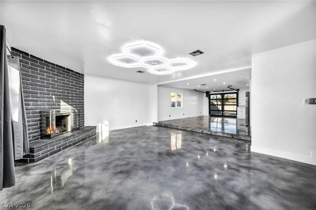5505 Avenida Vaquero, Las Vegas, NV 89108