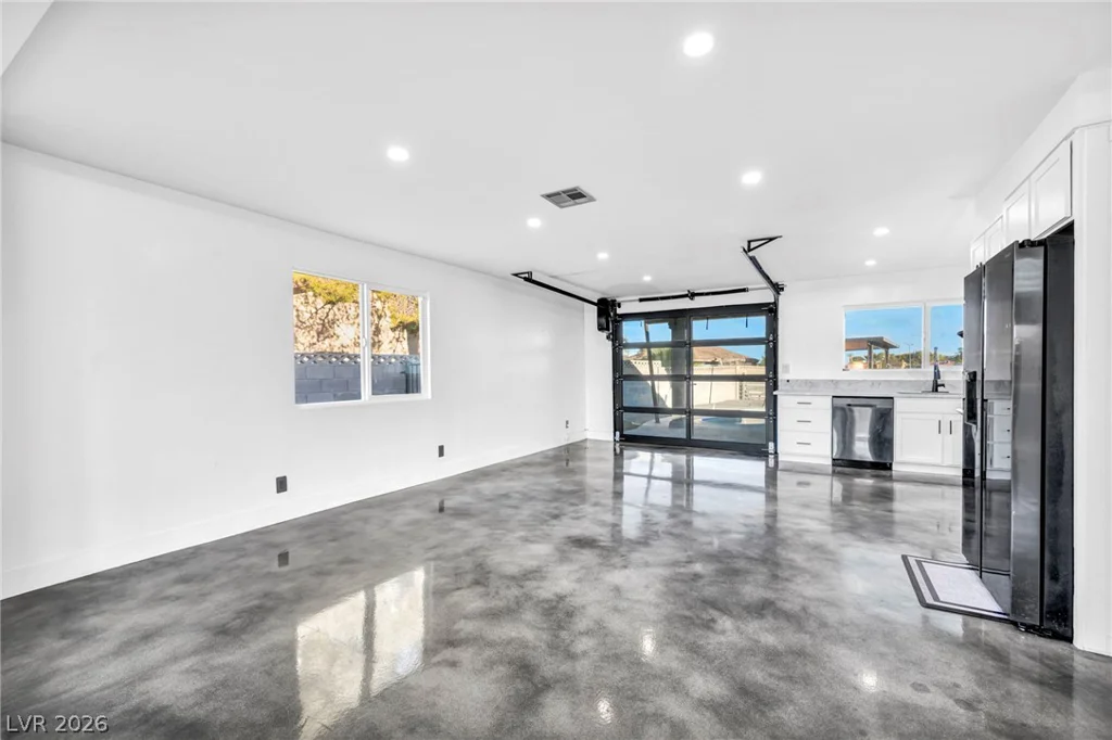 5505 Avenida Vaquero, Las Vegas, NV 89108