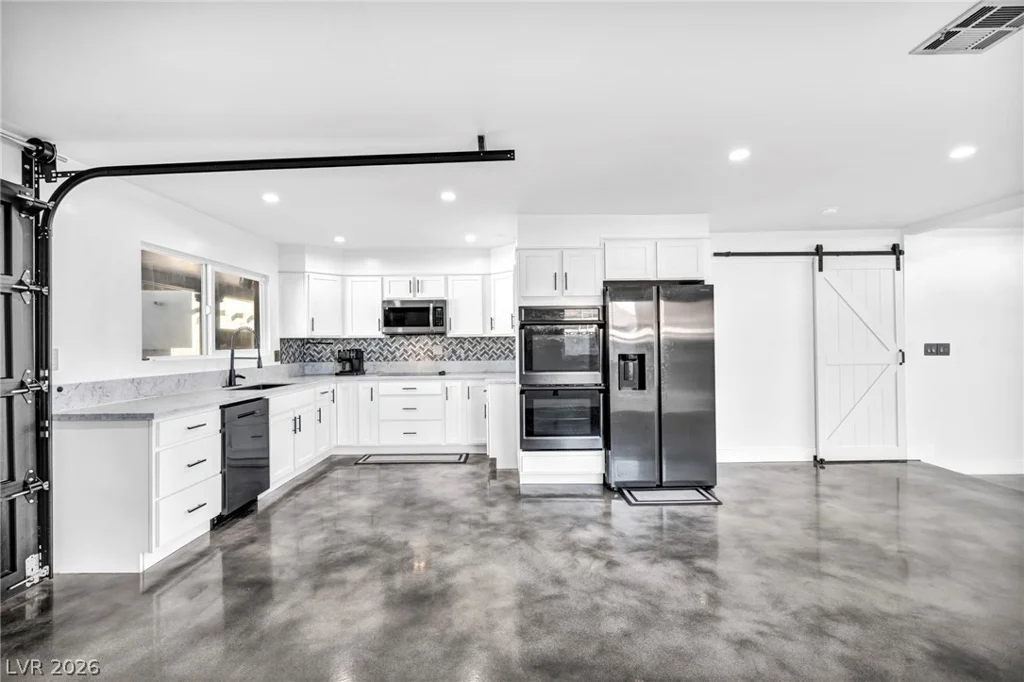 5505 Avenida Vaquero, Las Vegas, NV 89108