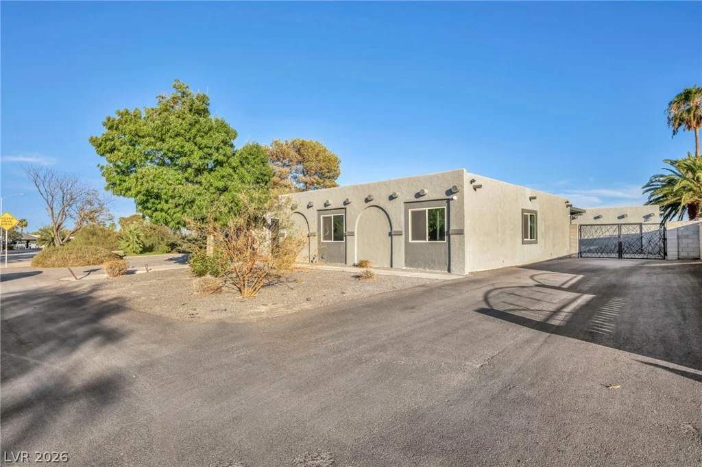 5505 Avenida Vaquero, Las Vegas, NV 89108