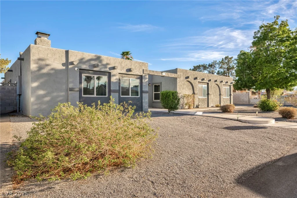 5505 Avenida Vaquero, Las Vegas, NV 89108