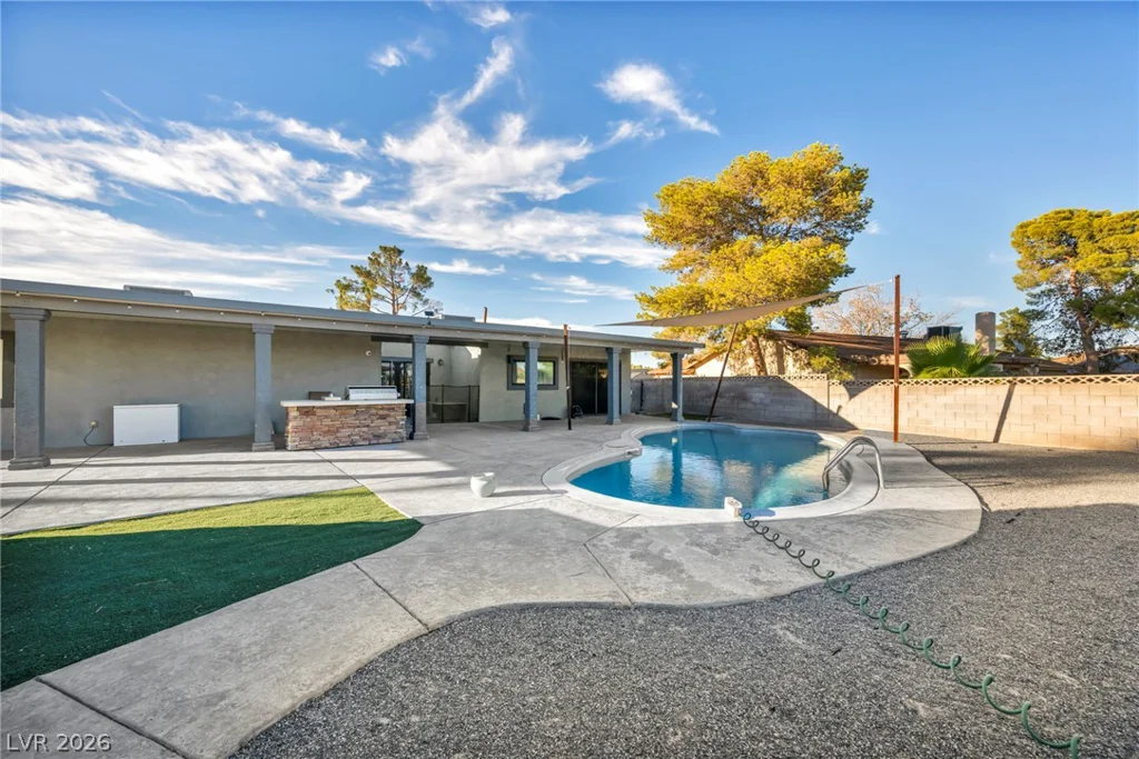5505 Avenida Vaquero, Las Vegas, NV 89108