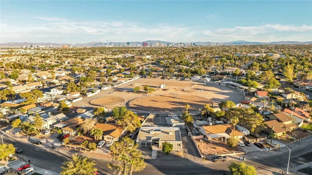 5505 Avenida Vaquero, Las Vegas, NV 89108
