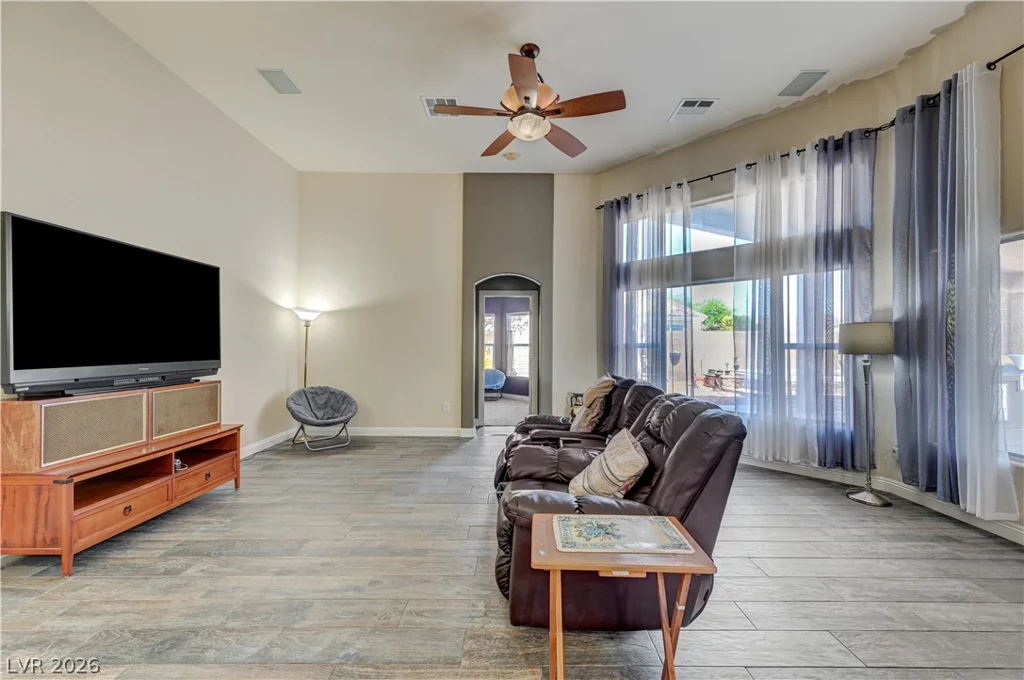 6404 Tigers Lair, Las Vegas, NV 89130