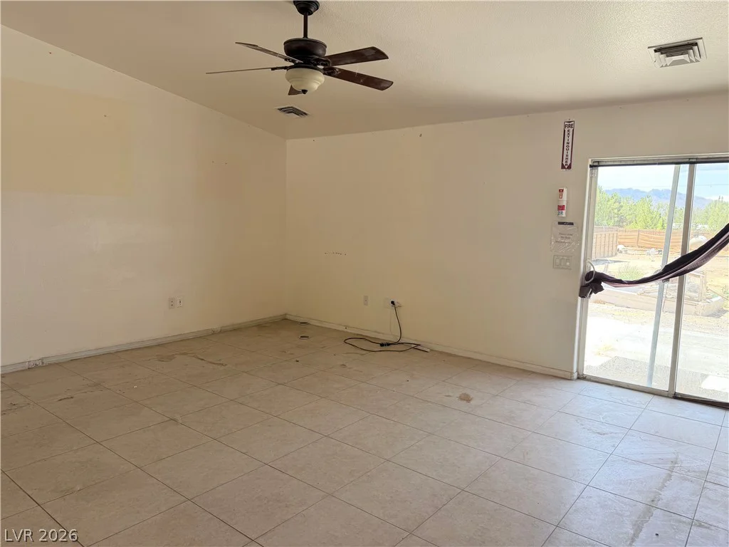 6230 Cajon, Pahrump, NV 89048