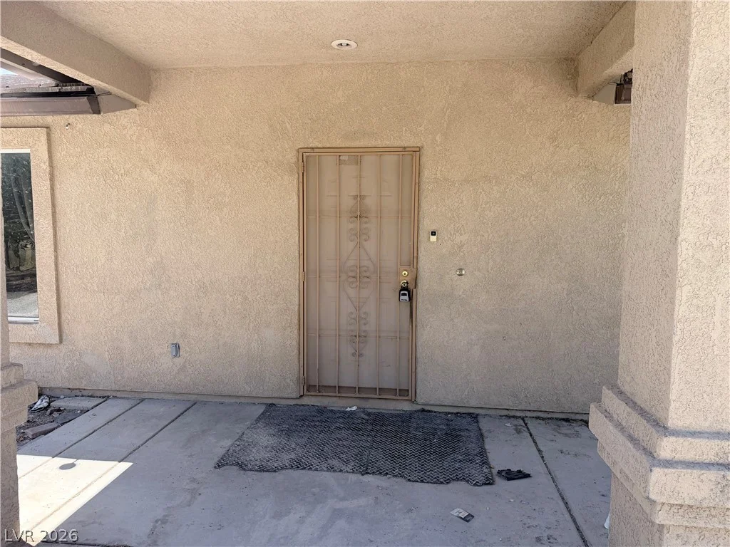 6230 Cajon, Pahrump, NV 89048
