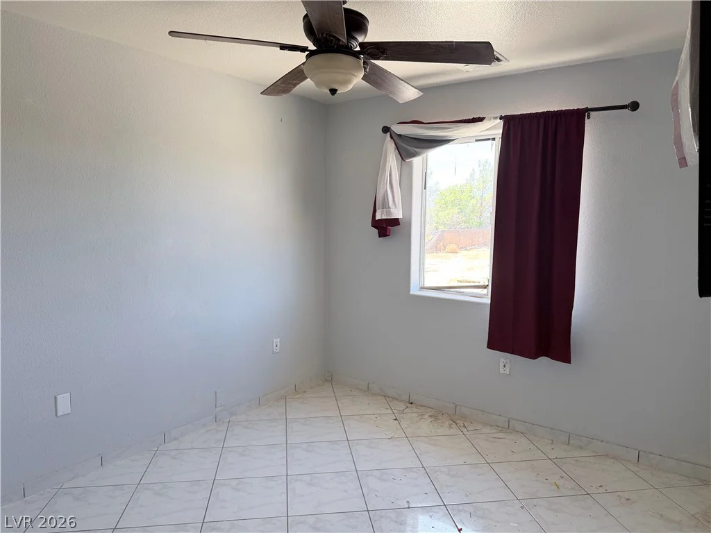 6230 Cajon, Pahrump, NV 89048