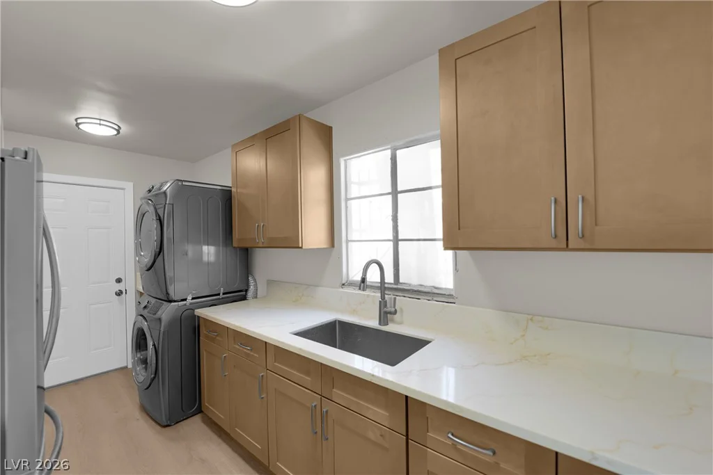 433 10th, Las Vegas, NV 89101