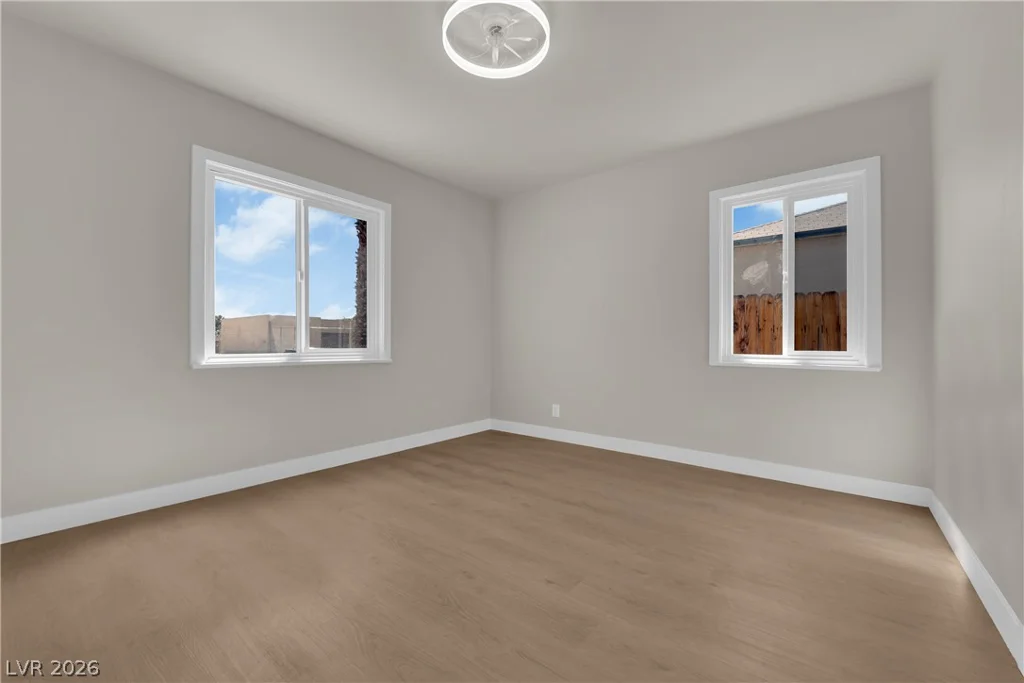 433 10th, Las Vegas, NV 89101