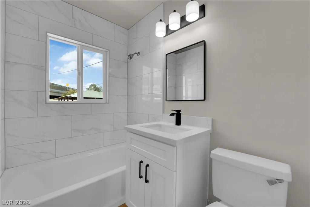 433 10th, Las Vegas, NV 89101